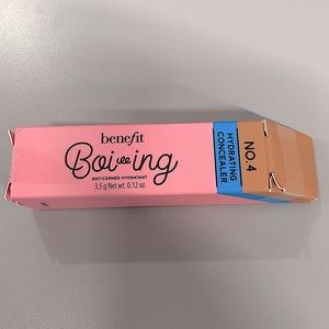 Benefit Boi-ing Hydrating Concealer No. 4